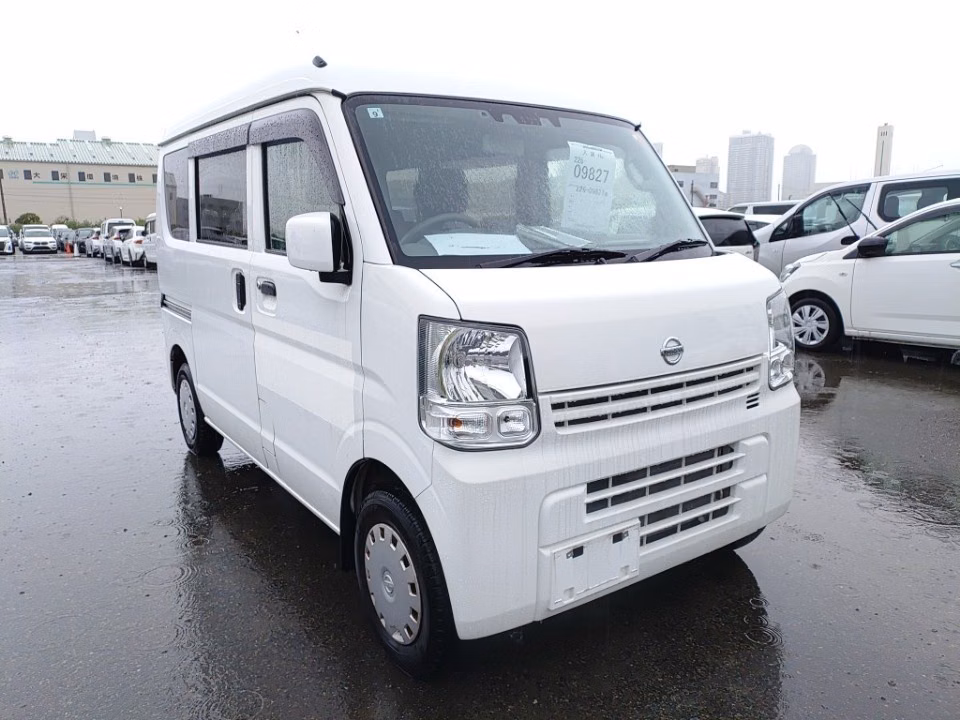 Nissan NV100 Clipper