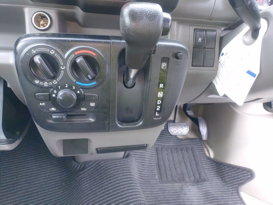 Nissan NV100 Clipper