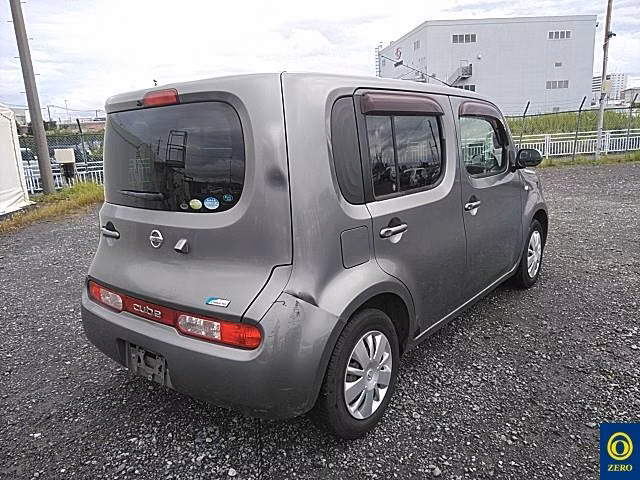 NISSAN CUBE