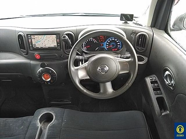NISSAN CUBE
