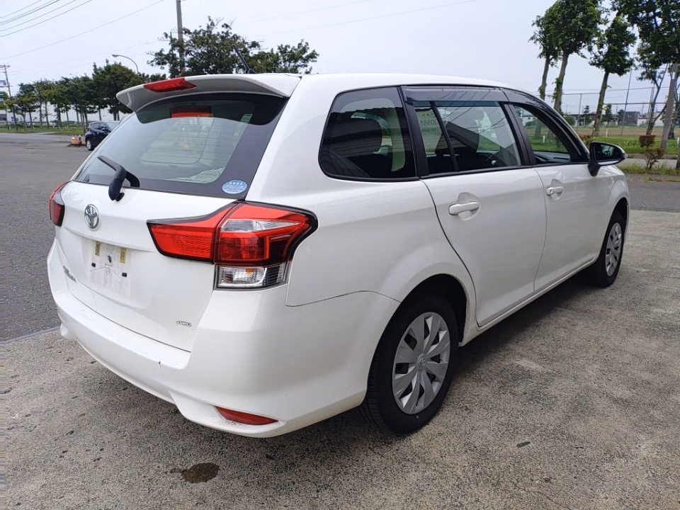 TOYOTA COROLLA FIELDER