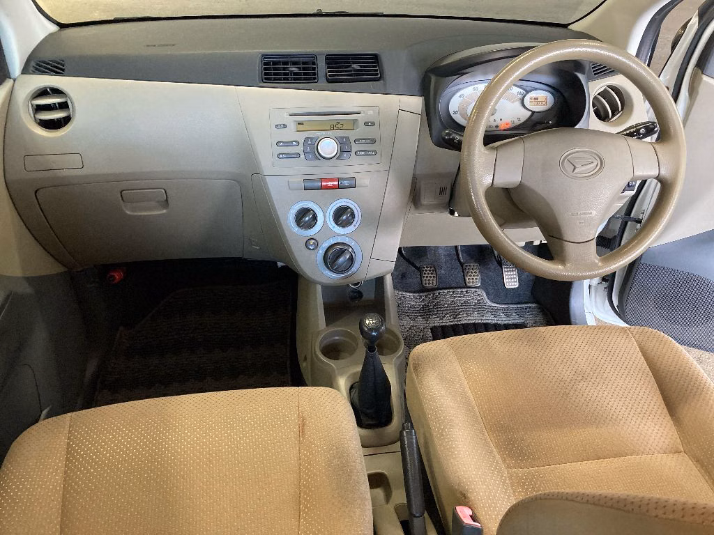 DAIHATSU MIRA