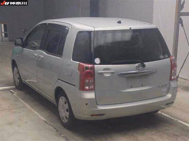 TOYOTA RAUM