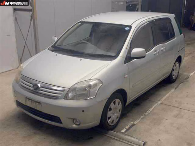 TOYOTA RAUM