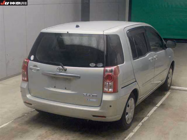 TOYOTA RAUM