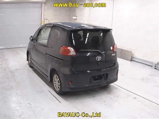 TOYOTA PORTE