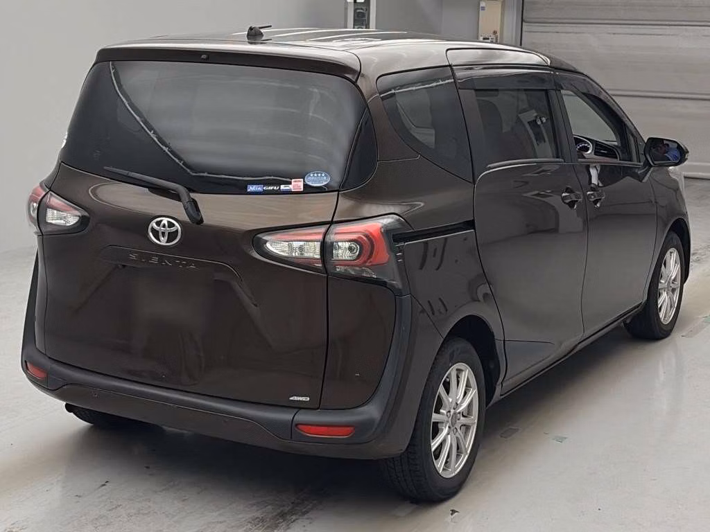 TOYOTA SIENTA