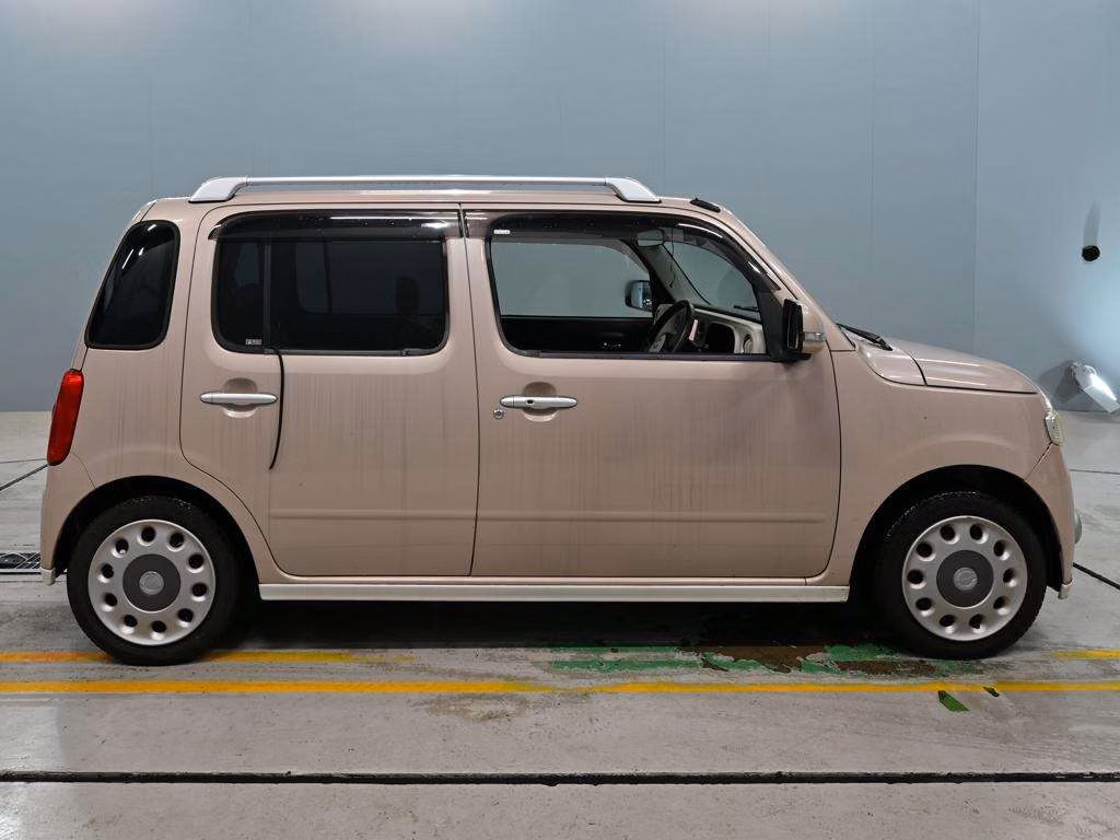 DAIHATSU MIRA COCOA