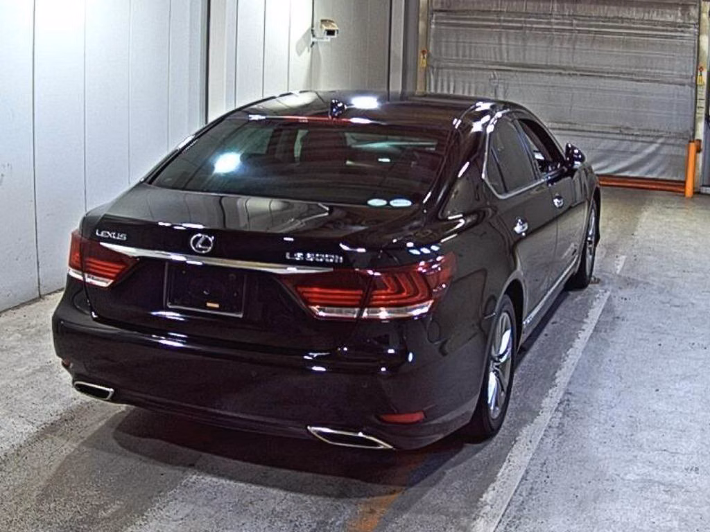 Lexus LS600h