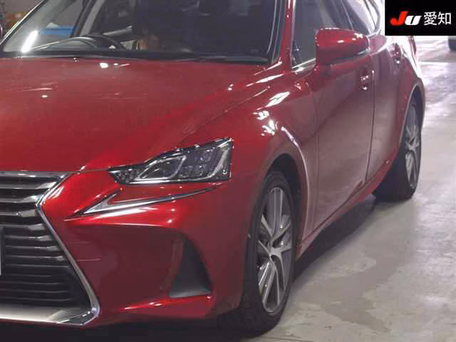Lexus IS300