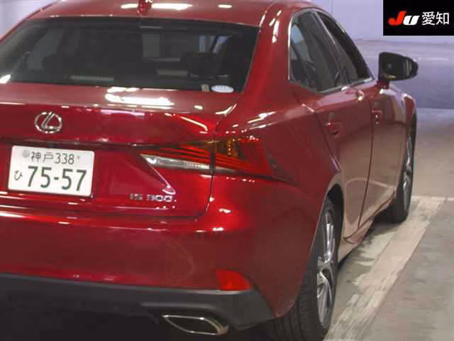 Lexus IS300