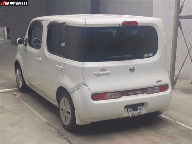 NISSAN CUBE