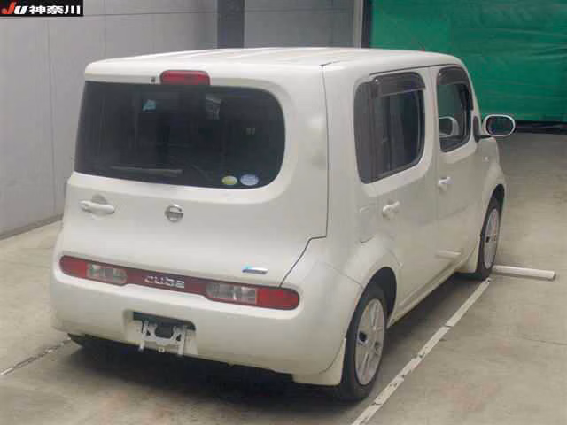 NISSAN CUBE