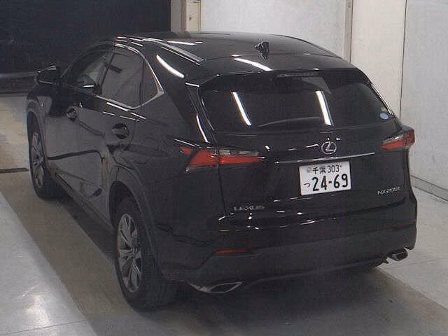 Lexus NX200t
