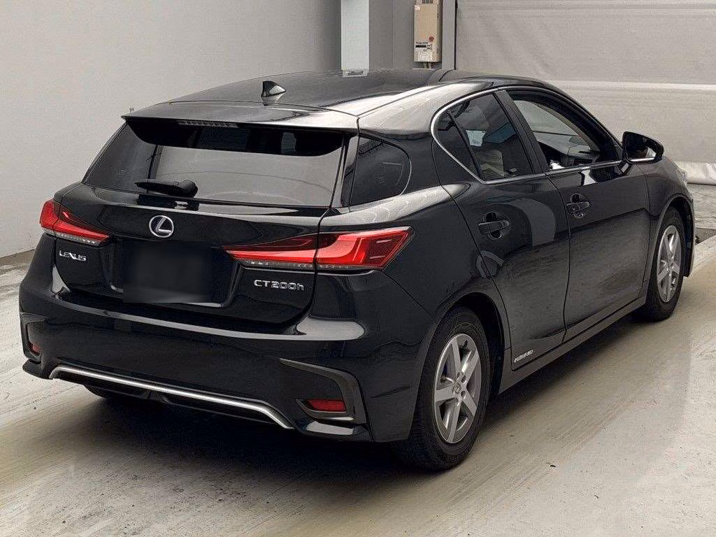 Lexus CT200h