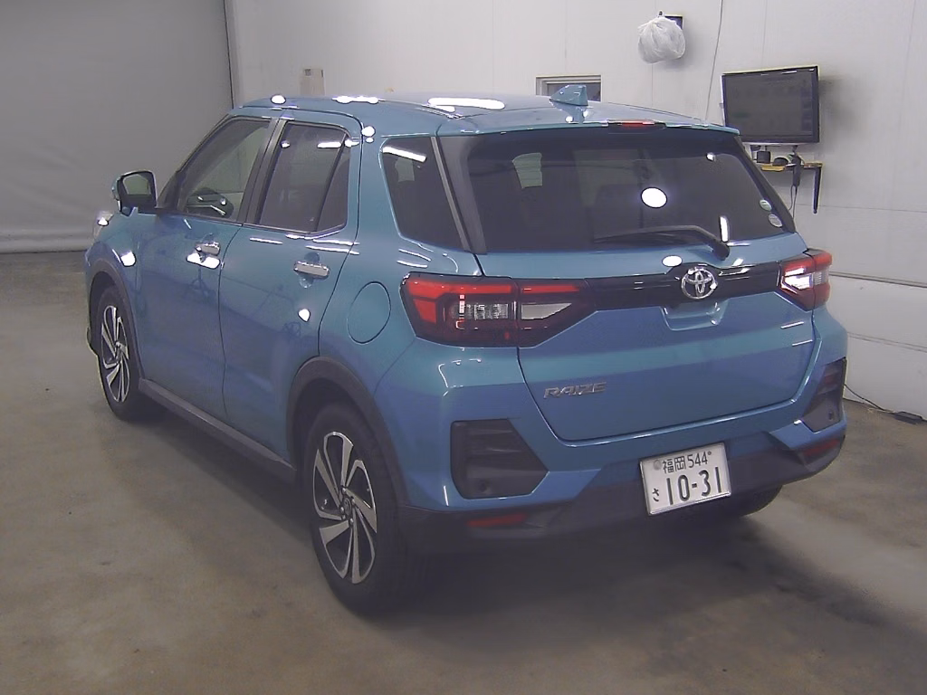 TOYOTA RAIZE