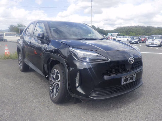 TOYOTA YARIS CROSS