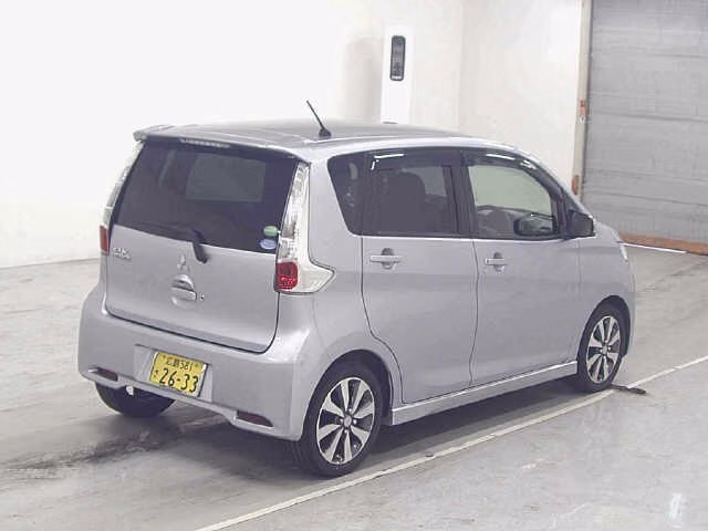 MITSUBISHI EK CUSTOM