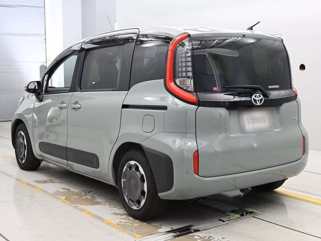 TOYOTA SIENTA