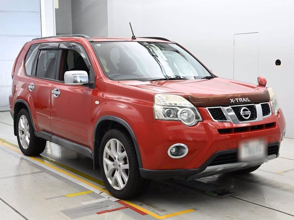 NISSAN X-TRAIL