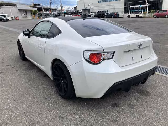 TOYOTA GT 86