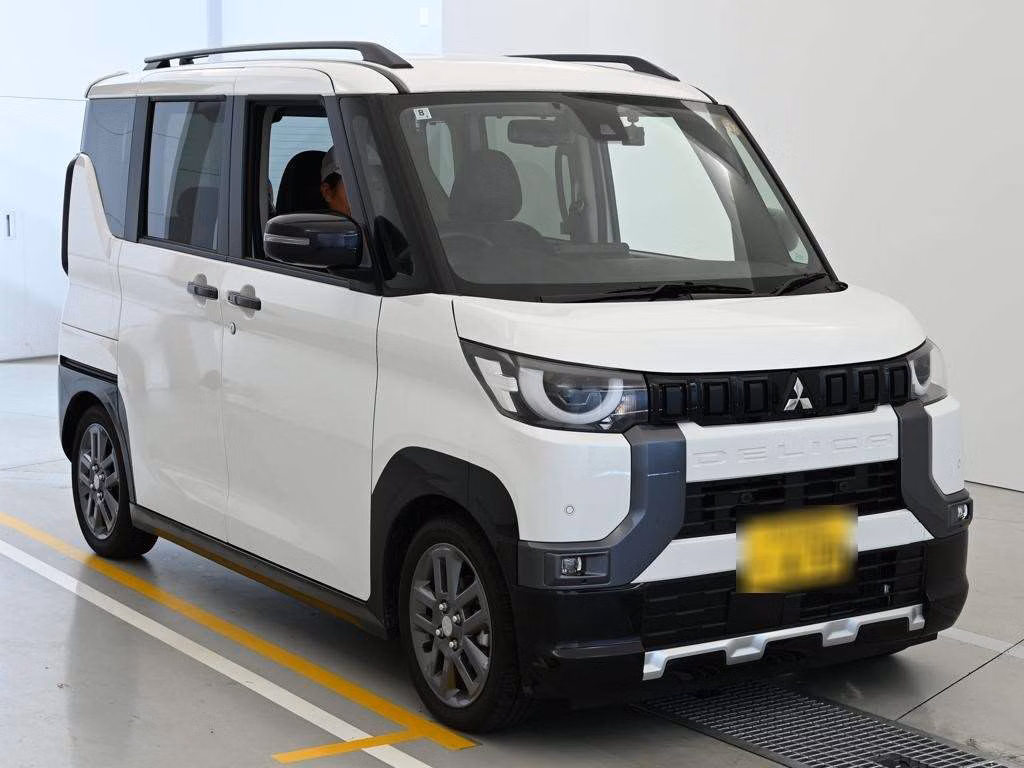 MITSUBISHI DELICA MINI