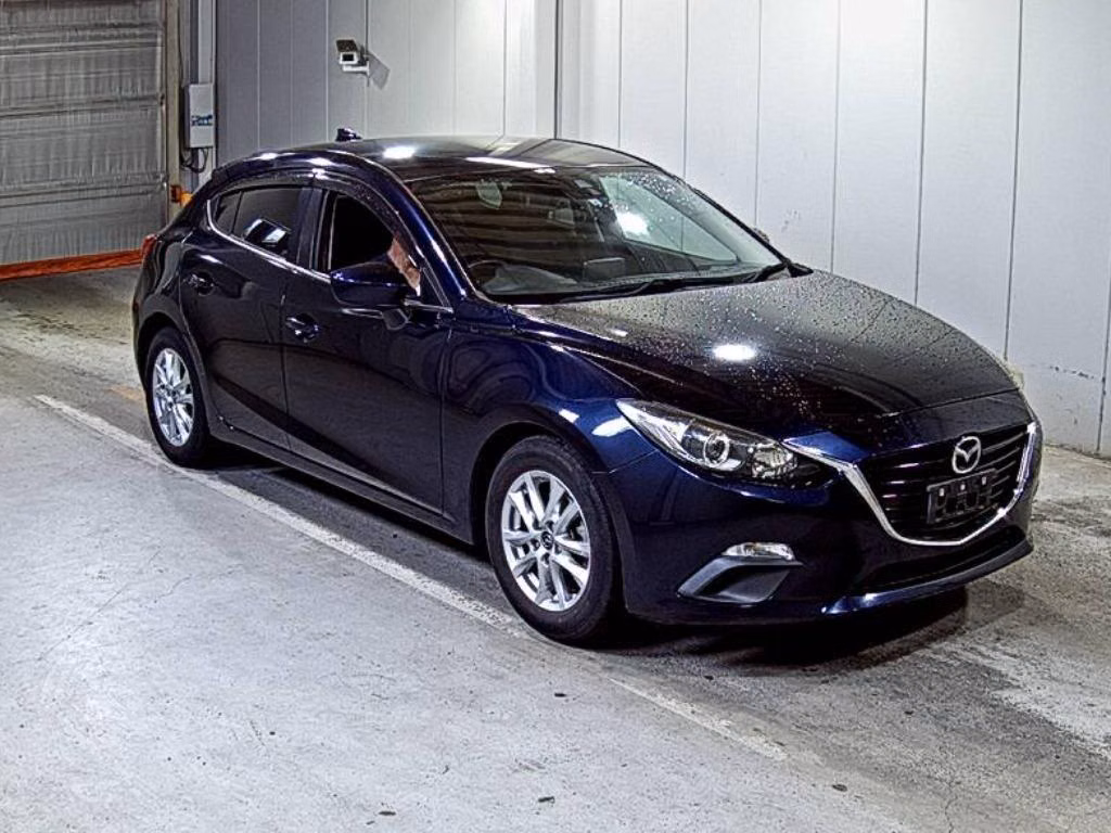 MAZDA AXELA