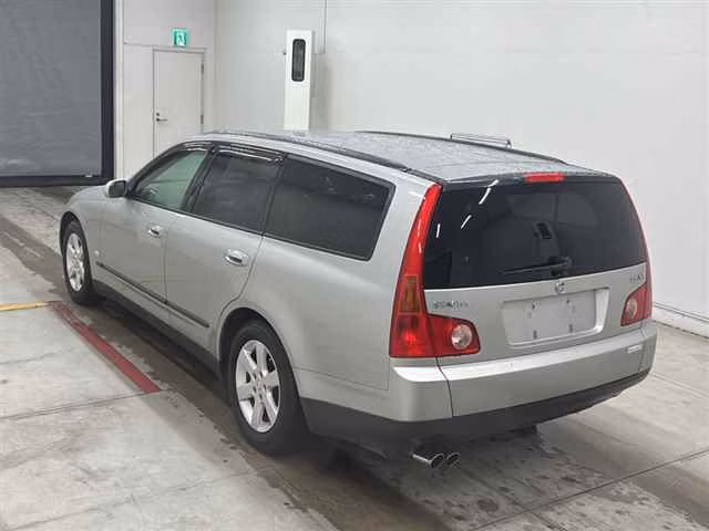 Nissan Stagea