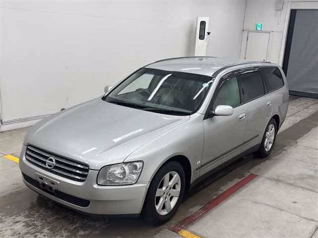 Nissan Stagea