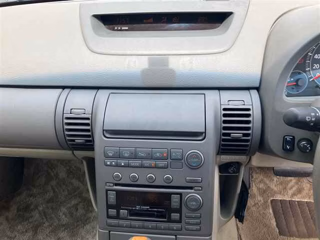 Nissan Stagea