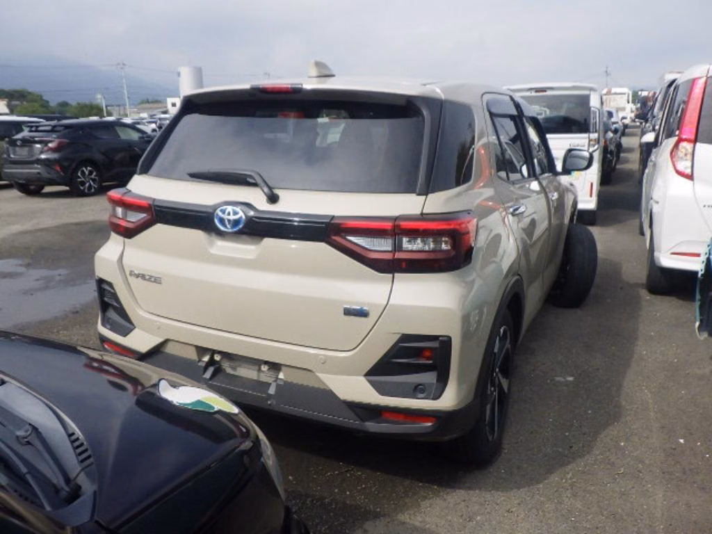 TOYOTA RAIZE