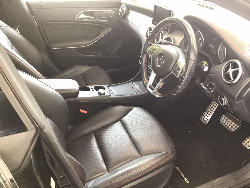 MERCEDES-BENZ CLA-CLASS