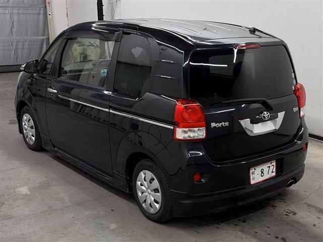 TOYOTA PORTE