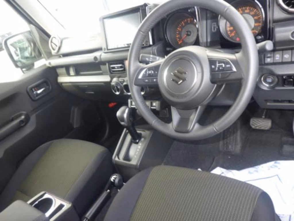 SUZUKI JIMNY SIERRA