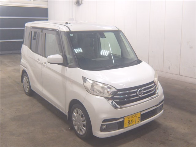 NISSAN DAYZ ROOX
