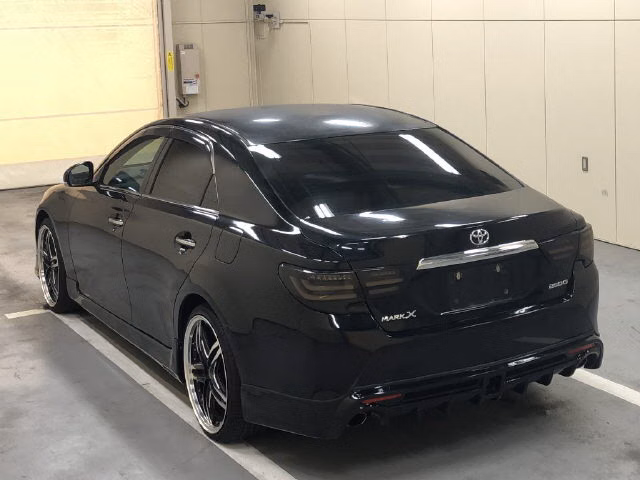TOYOTA MARK X