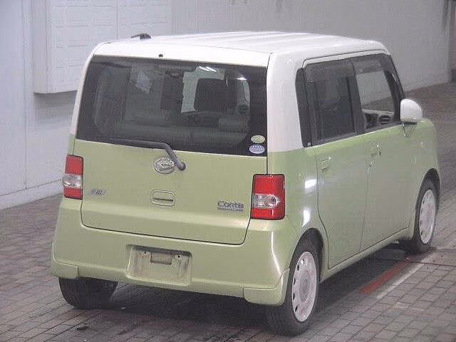 DAIHATSU MOVE CONTE