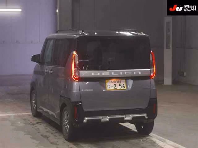 MITSUBISHI DELICA MINI