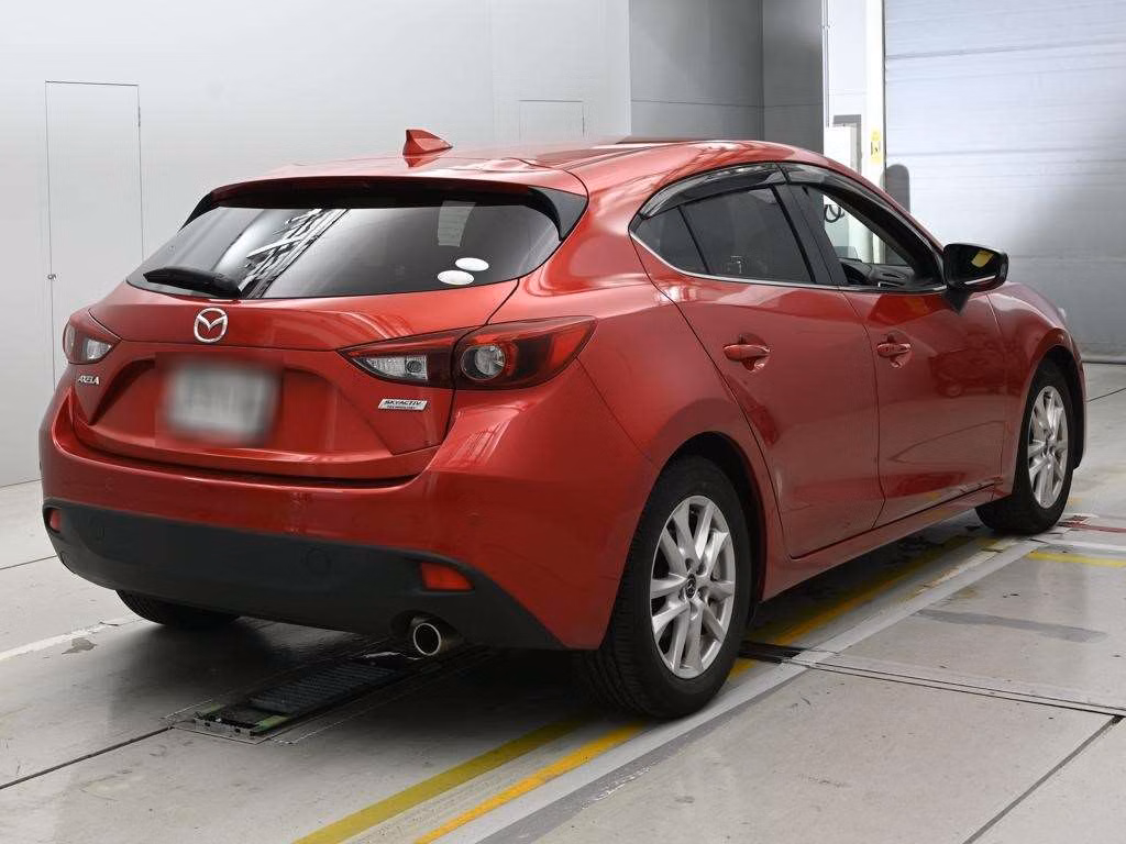 MAZDA AXELA