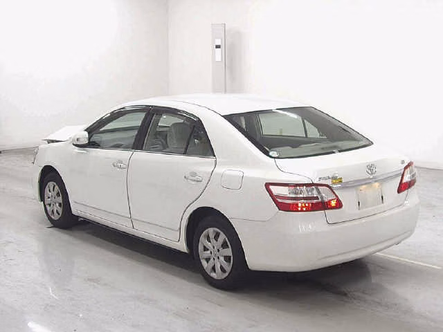 TOYOTA PREMIO