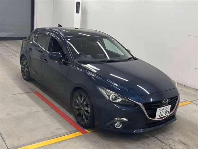 MAZDA AXELA