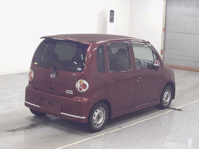 DAIHATSU MOVE LATTE