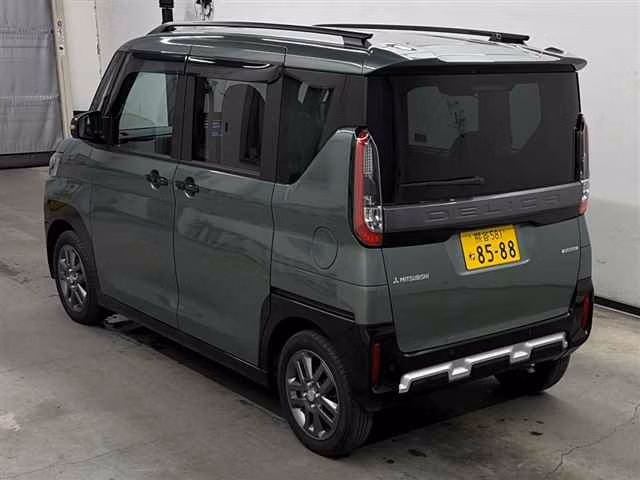 MITSUBISHI DELICA MINI