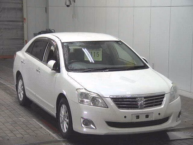 TOYOTA PREMIO