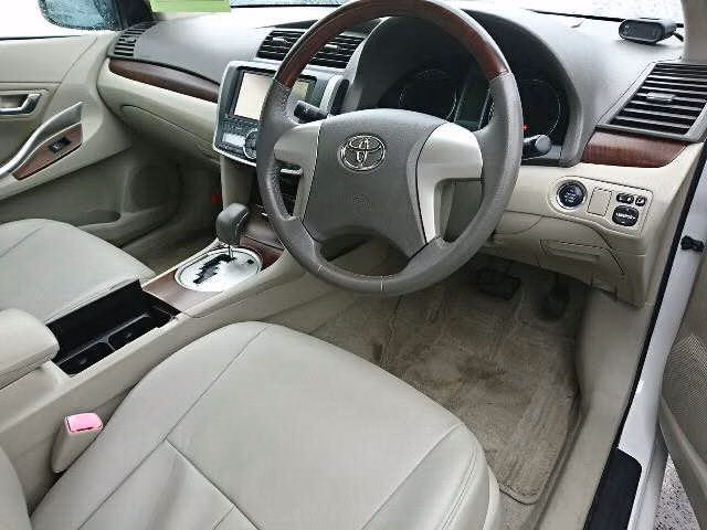 TOYOTA PREMIO