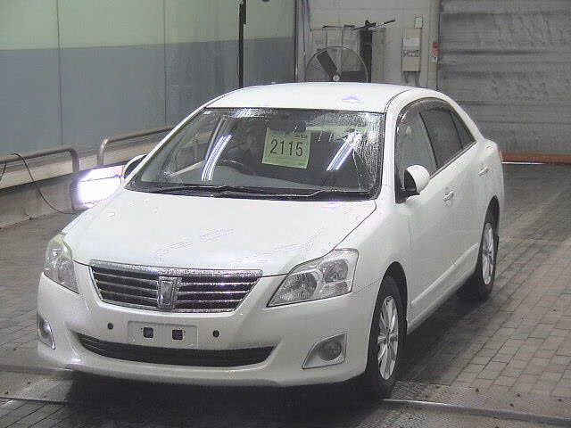 TOYOTA PREMIO