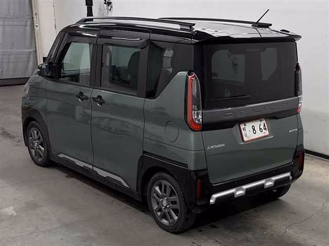 MITSUBISHI DELICA MINI