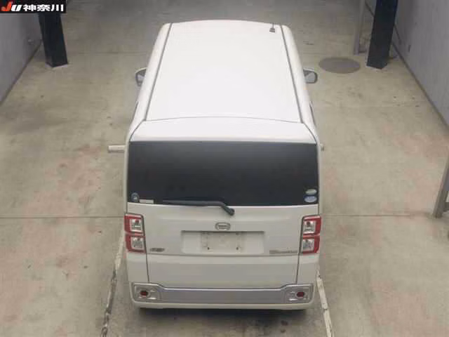 DAIHATSU WAKE