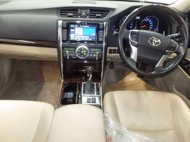 TOYOTA MARK X