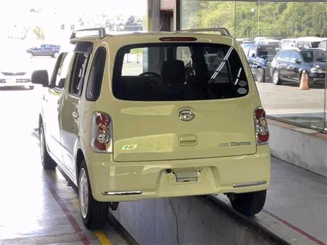 DAIHATSU MIRA COCOA